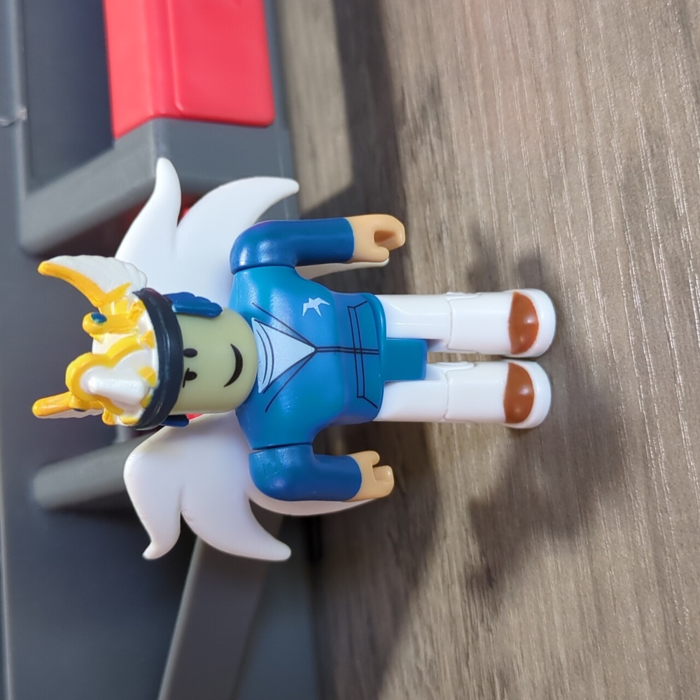 Roblox Series 3 Deathrunner WSLY Minifig All Accessories